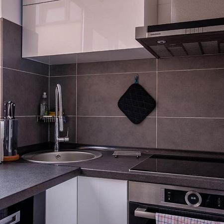 בוקרשט Luxury Two Room Apartment Residence Militari M3 מראה חיצוני תמונה
