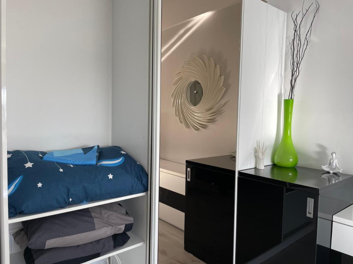 בוקרשט Luxury Two Room Apartment Residence Militari M3 מראה חיצוני תמונה